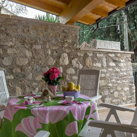 Holiday home Giardino Dei Limoni Toscolano Maderno